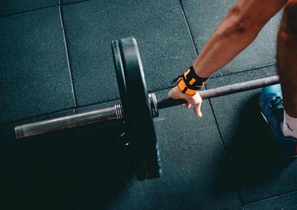 Best Wrist Wraps for Weightlifters and Powerlifters