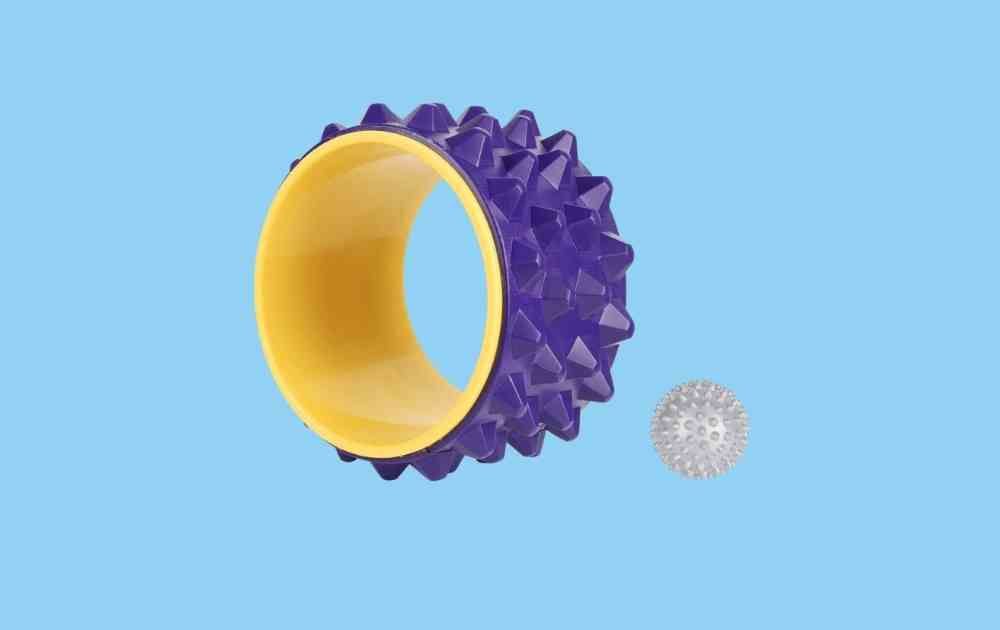 Estleys Yoga Wheel (with Spikey Massage Ball)