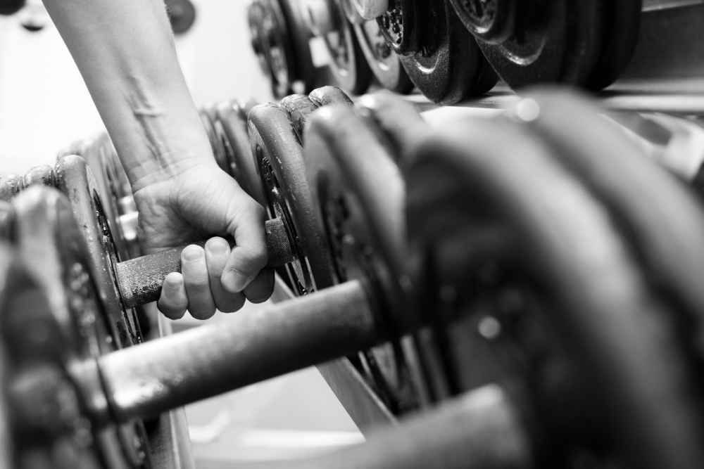 Best Cast-Iron Dumbbells for Home Gyms