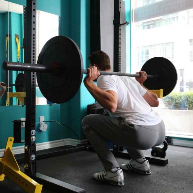 The Best Safety Squat Bars for Stronger Lifts