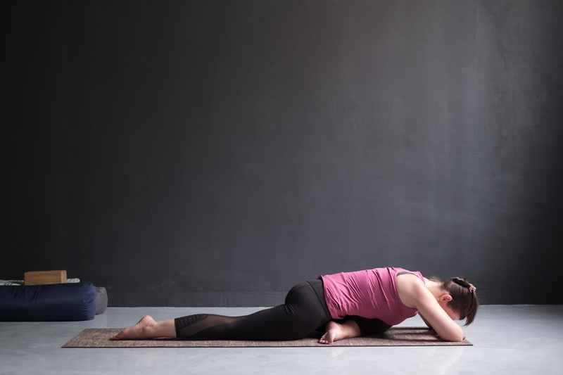 Stretches for Front Splits - Pigeon Stretch