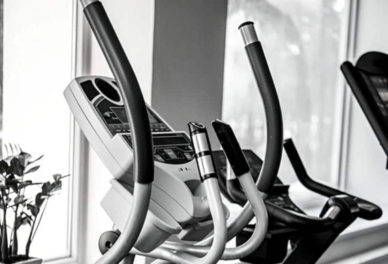 How Does the Elliptical Compare to Other Cardio Machines for Calorie Burning