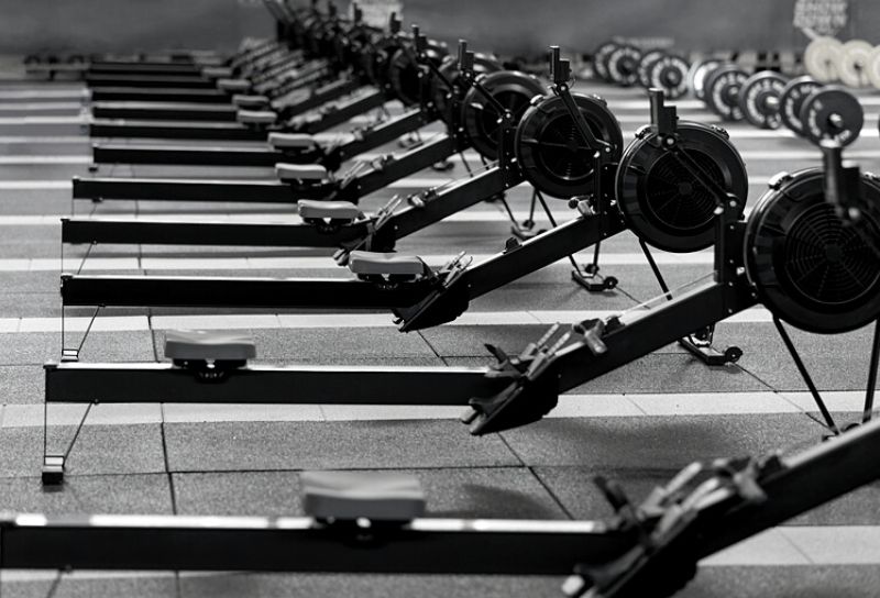 Elliptical vs Rower - Which One is Best for Building Cardio and Weight Loss