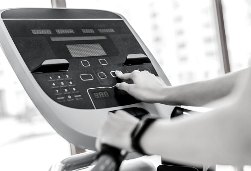 How to Use Elliptical Machine for Glutes