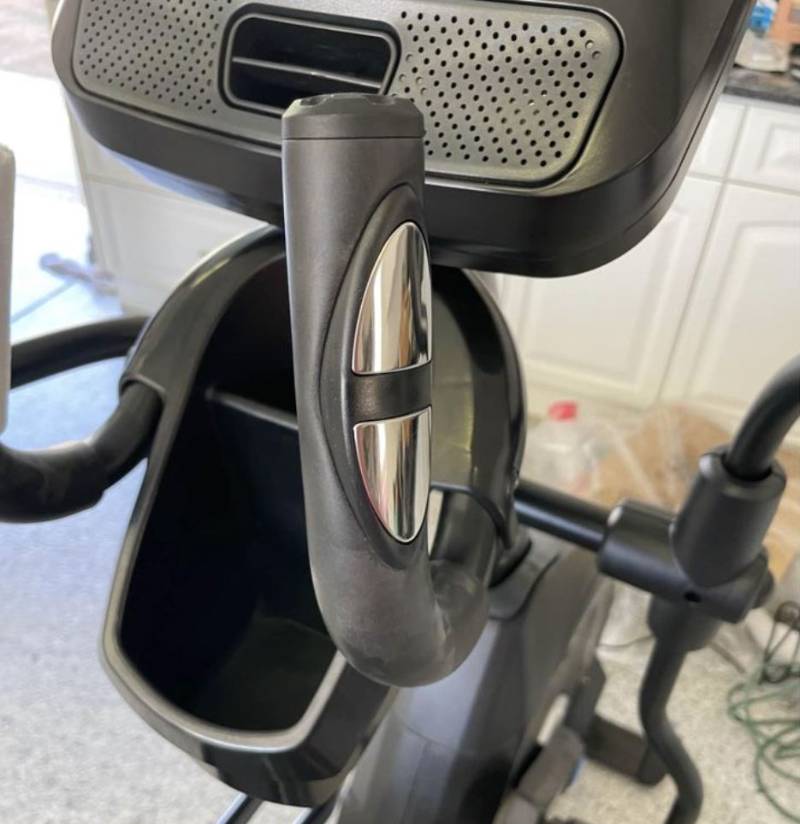 The Nautilus E616 Elliptical Machine is Decent But Warranty is Sub Par