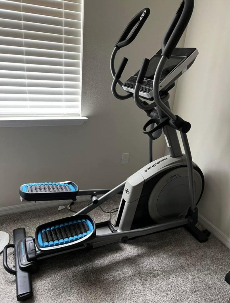 Best Elliptical Machines - NordicTrack 14.9 Commercial Elliptical