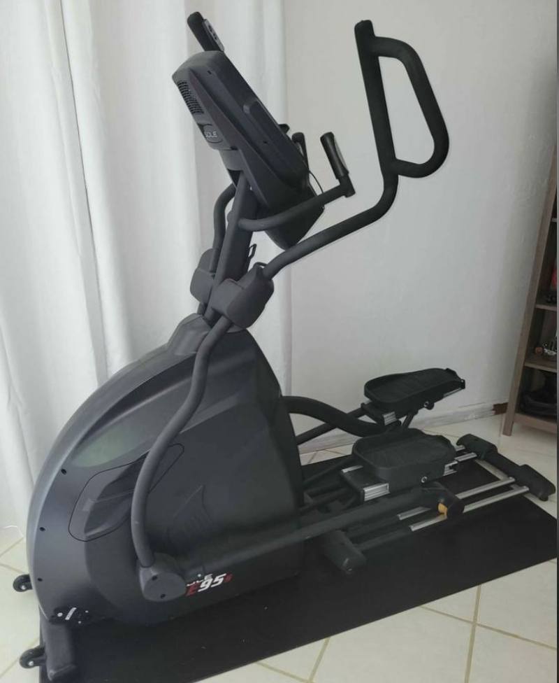 Ellipticals for Heavy People - Sole Fitness E95s