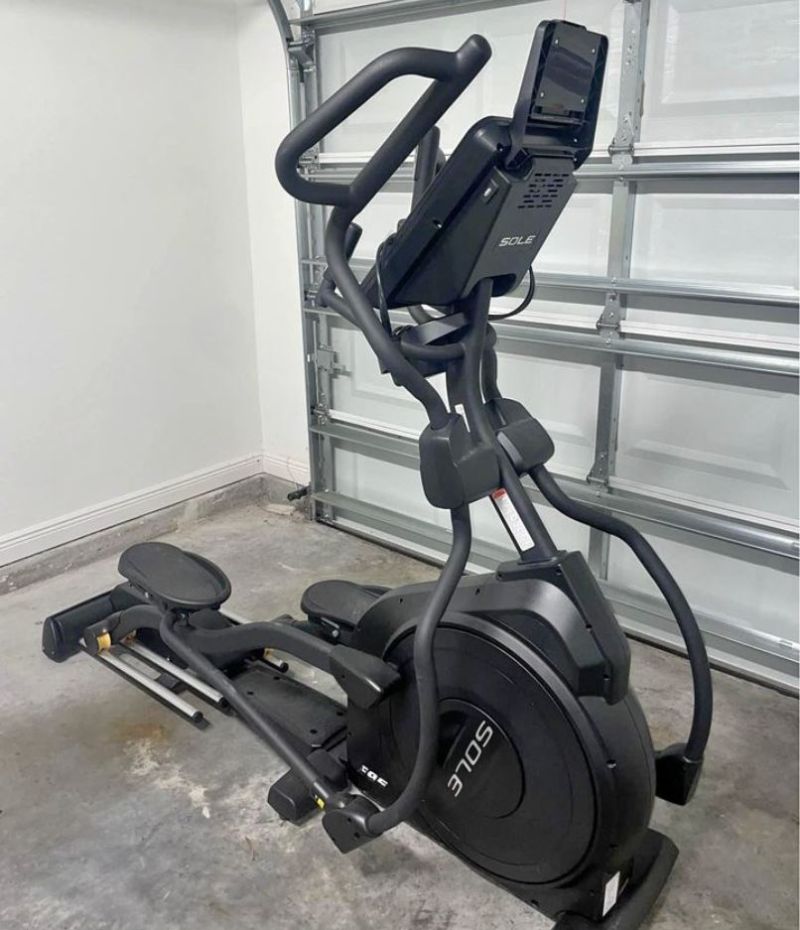 Best Overall Elliptical Machine - Sole E95 Elliptical