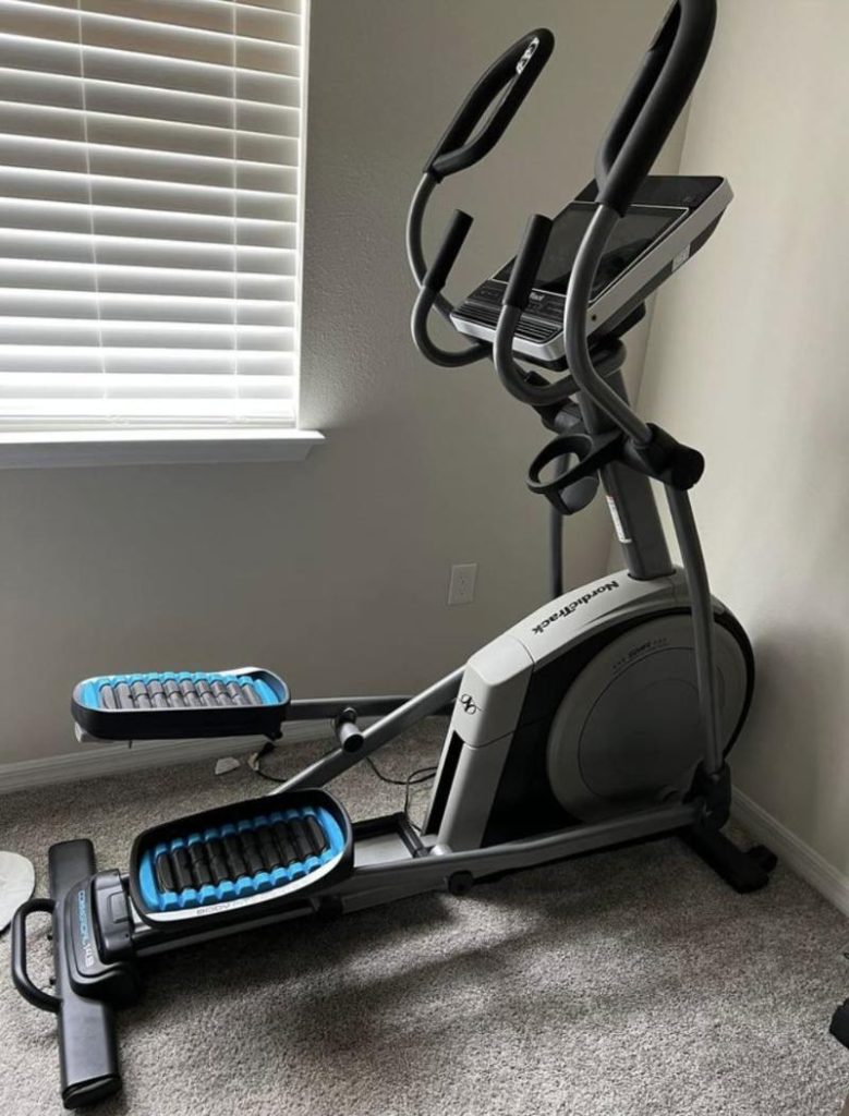 Elliptical Machine with Power Incline - NordicTrack-14.9-Commercial-Elliptical-The-Pros