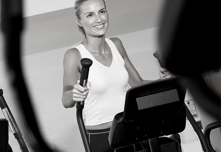 Does the Elliptical Work Your Stomach? (Yes, Here’s How to Do It Right