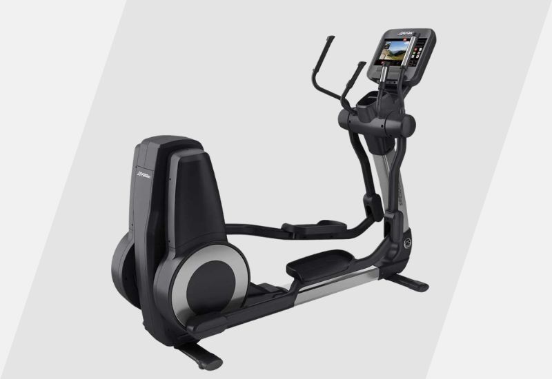 Life Fitness Ellipticals - Platinum Club Series Elliptical Trainer