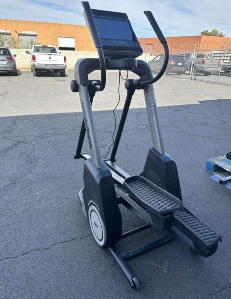 NordicTrack Freestride FS14i Elliptical - Center Drive