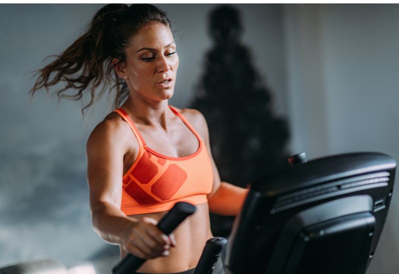 Why the Elliptical is a Great Choice for Targeting the Stomach