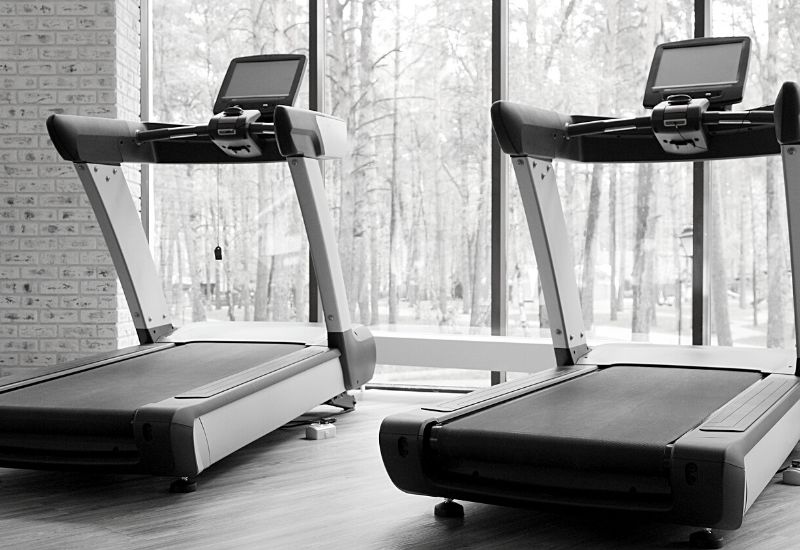 Benefits of Barefoot Running on the Treadmill Machine