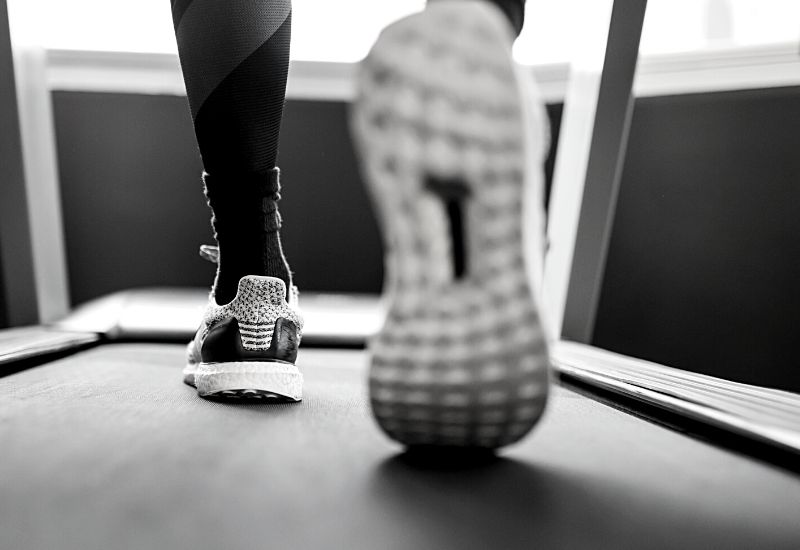 Benefits of Walking Backwards on the Treadmill