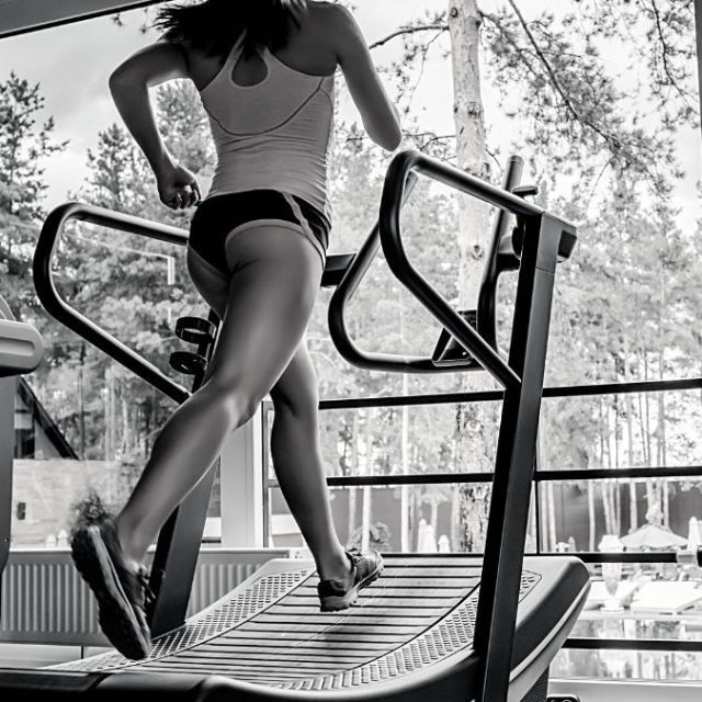 Curved Treadmills - Pros, Cons and Who Should Use One