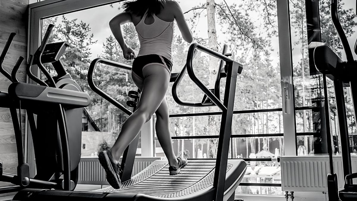 Curved Treadmills - Pros, Cons and Who Should Use One