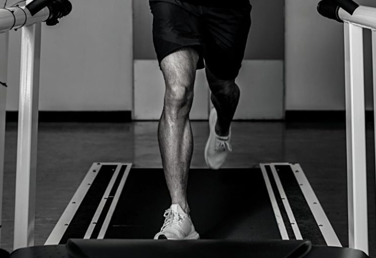 How to Build Your Glutes on the Treadmill (Plus Sample Workouts